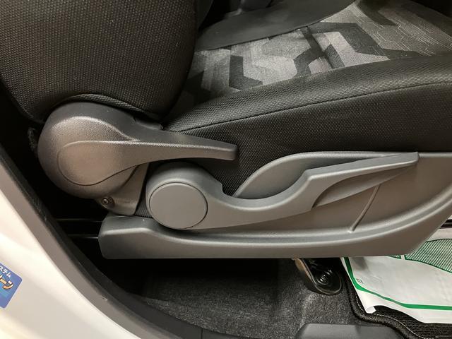 タント ファンクロスターボ／ナビ／前後ドラレコ／バックカメラ／　１年間走行距離無制限保証／走行３．０万キロ／ナビ／ＢＬＵＥＴＯＯＴＨ／ＵＳＢ／バックカメラ／前後ドラレコ／両側電動スライドドア／ＥＴＣ／前席シートヒーター／コーナーセンサー／スマートキー／ターボ車／（21枚目）