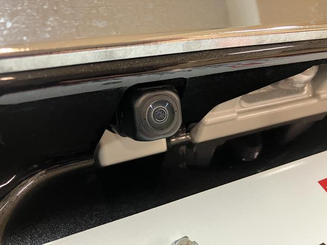 タント カスタムＲＳ／ナビ／後席モニター／クルコン／両側電スラ／　ターボ車／ナビ／ＢＬＵＥＴＯＯＴＨ／ＵＳＢ／バックカメラ／パノラマカメラ／クルーズコントロール／両側電動スライドドア／前席シートヒーター／後席モニター／コーナーセンサー／スマートキー／（7枚目）