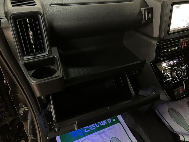 タント カスタムＲＳ／ナビ／後席モニター／クルコン／両側電スラ／　ターボ車／ナビ／ＢＬＵＥＴＯＯＴＨ／ＵＳＢ／バックカメラ／パノラマカメラ／クルーズコントロール／両側電動スライドドア／前席シートヒーター／後席モニター／コーナーセンサー／スマートキー／（38枚目）