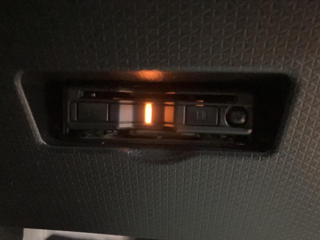 タント ファンクロス　ナビ　前後ドラレコ　両側パワスラ　スマートアシスト／両側電動スライドドア／前後ドラレコ／バックカメラ／ＥＴＣ車載器／前席シートヒーター／電動パーキング／キーフリー／ＬＥＤヘッドライト（10枚目）