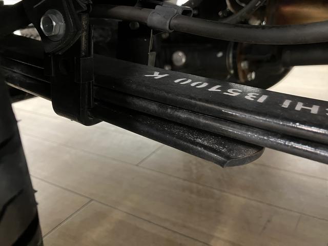 ハイゼットトラック ジャンボエクストラ／ディスプレイオーディオ／走行０．４万キロ　１年間走行距離無制限保証／走行０．４万キロ／ディスプレイオーディオ／ＢＬＵＥＴＯＯＴＨ／ＵＳＢ／ＡＵＸ／バックカメラ／コーナーセンサー／プッシュスタートボタン／電動格納式ドアミラー／スマートキー／（32枚目）