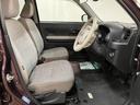 運転席も広々としています♪