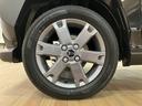 純正アルミホイールで足元のオシャレもバッチリですよ(^^)/