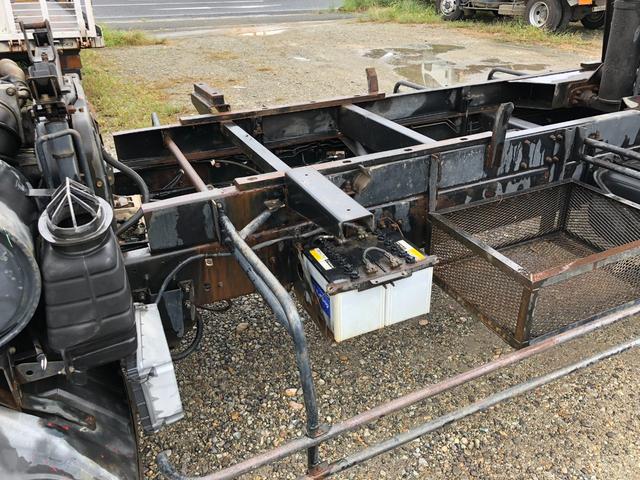 コンドル 　土砂禁ダンプ　１５立米　片開き　煤焼き無　最大積載量：２，３００ｋｇ　走行距離：３１万ｋｍ　新明和：ＤＲ４（5枚目）
