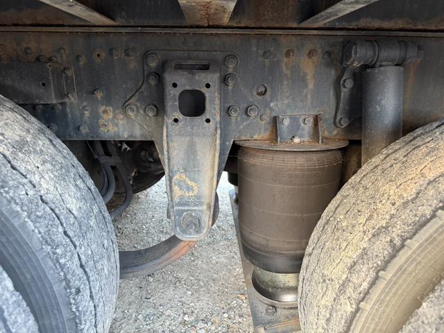 スーパーグレート セルフローダー エンジン:6M70 ターボ ハイジャッキ 3段ユニック 走行距離:89万km ベッド付(6枚目)