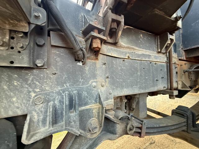 スーパーグレート セルフローダー エンジン:6M70 ターボ ハイジャッキ 3段ユニック 走行距離:89万km ベッド付(18枚目)