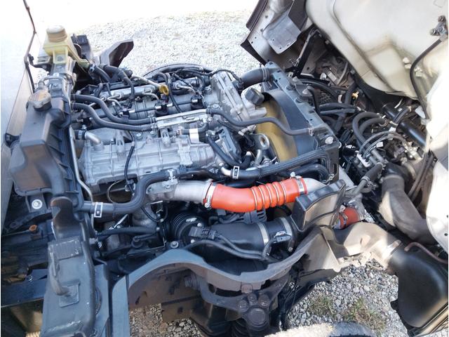 キャンター パネルバン AT 走行距離:18万km 最大積載量:1,950kg(13枚目)