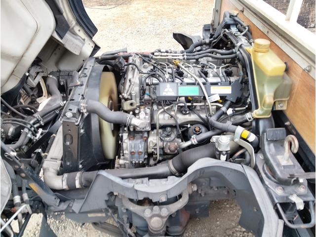 キャンター キャンター 平ボディ 最大積載量:2,000kg 走行距離:41万km ワンオーナー ディラー点検記録簿完備(4枚目)