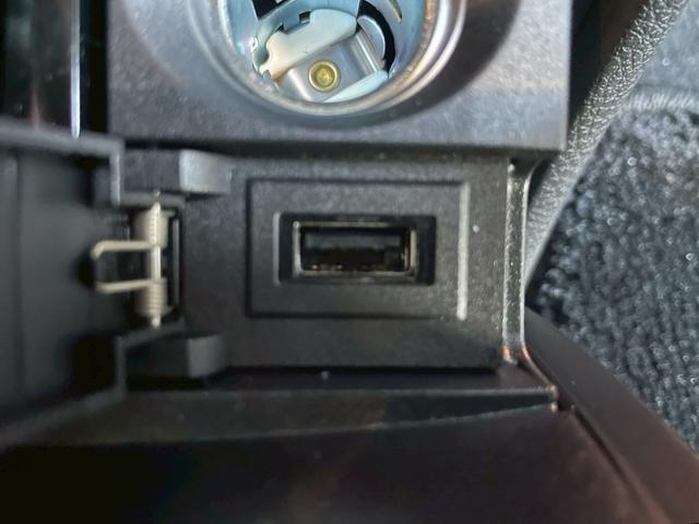 Ｇクラス Ｇ６３　マヌファクトゥーアＰＧ・プラバスフロントリップ・背面タイヤ有り（61枚目）