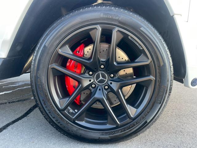 Ｇクラス Ｇ６３　マヌファクトゥーアＰＧ・プラバスフロントリップ・背面タイヤ有り（77枚目）