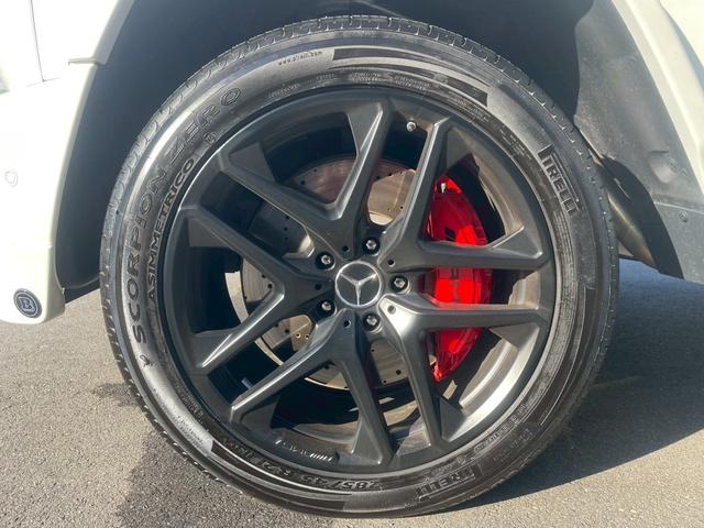 Ｇクラス Ｇ６３　マヌファクトゥーアＰＧ・プラバスフロントリップ・背面タイヤ有り（78枚目）