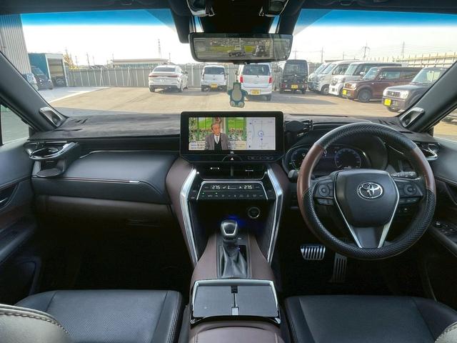 ハリアーハイブリッド Z レザーパッケージ モデリスタエアロ・パノラマルーフ・ナビ・全方位モニター・フルセグTV・シートエアコン・(9枚目)