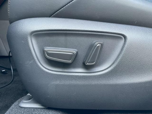 ハリアーハイブリッド Z レザーパッケージ モデリスタエアロ・パノラマルーフ・ナビ・全方位モニター・フルセグTV・シートエアコン・(31枚目)