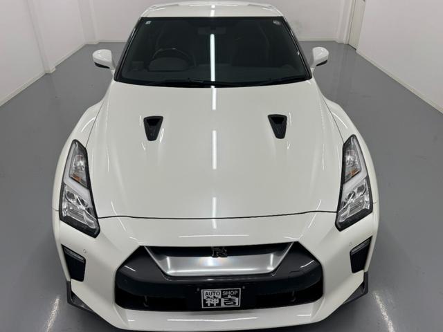NISSAN GT-R PURE EDITION