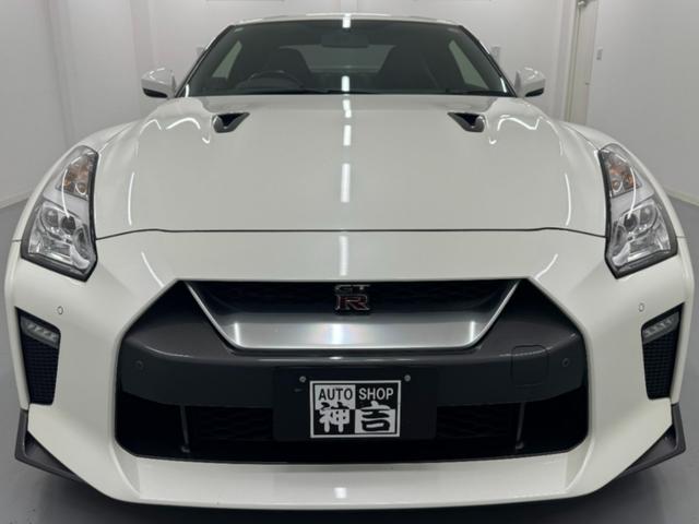 NISSAN GT-R PURE EDITION