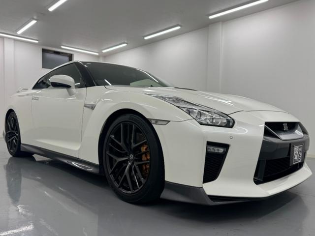 NISSAN GT-R PURE EDITION