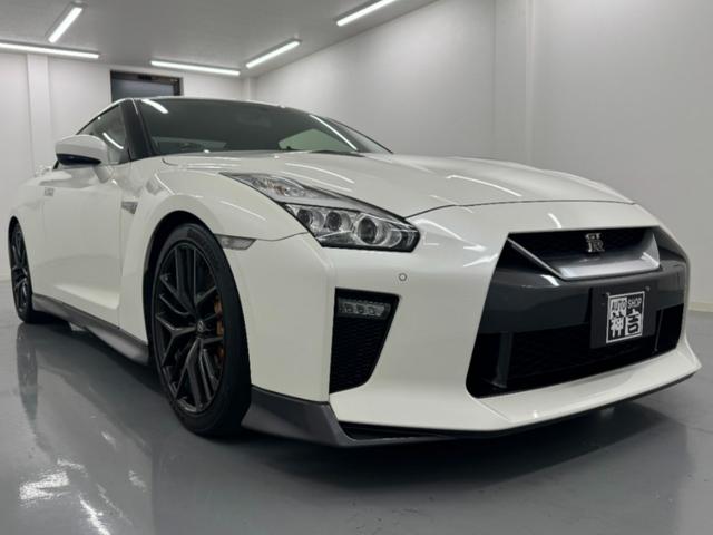 NISSAN GT-R PURE EDITION