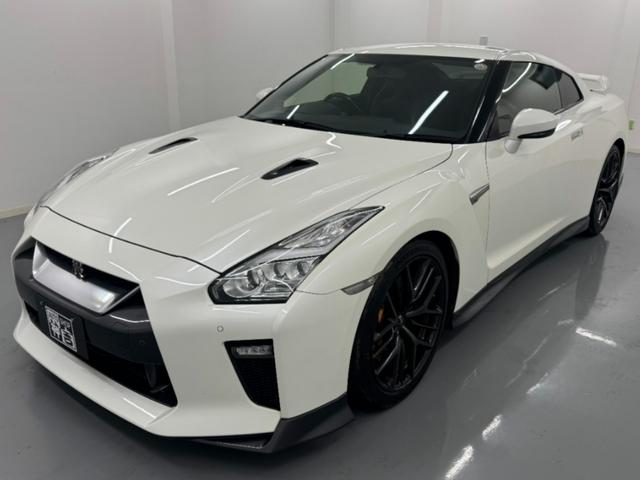 NISSAN GT-R PURE EDITION