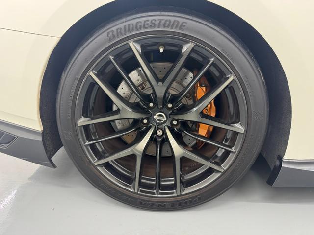 NISSAN GT-R PURE EDITION