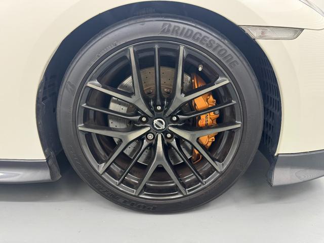 NISSAN GT-R PURE EDITION