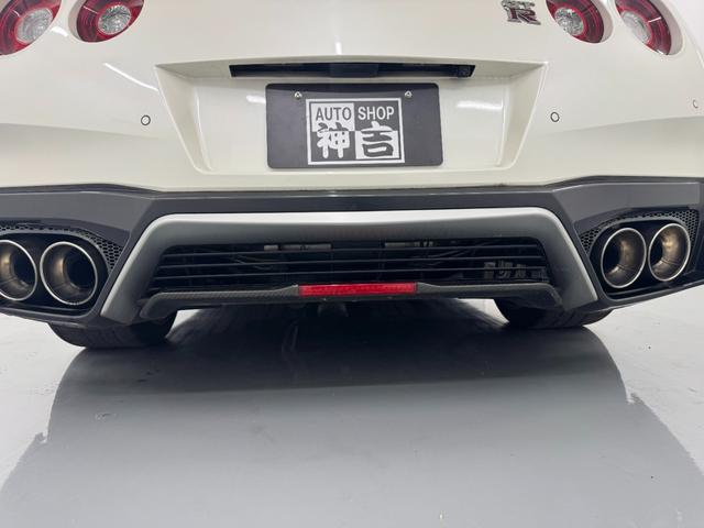 NISSAN GT-R PURE EDITION