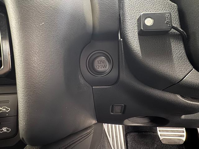 NISSAN GT-R PURE EDITION