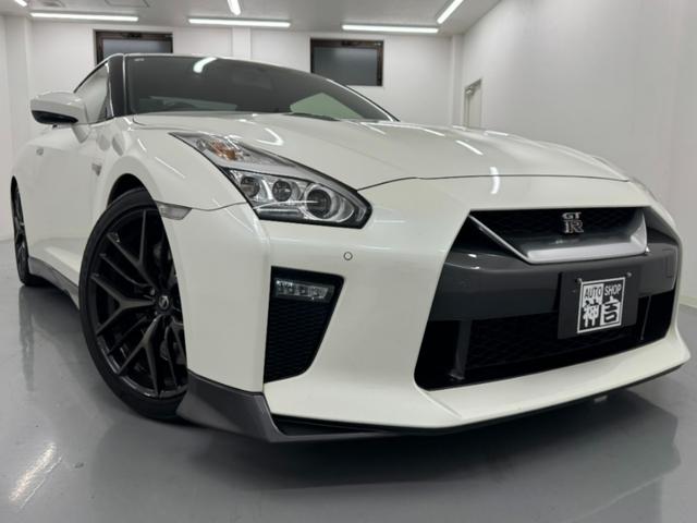 NISSAN GT-R PURE EDITION