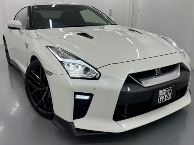 NISSAN GT-R PURE EDITION
