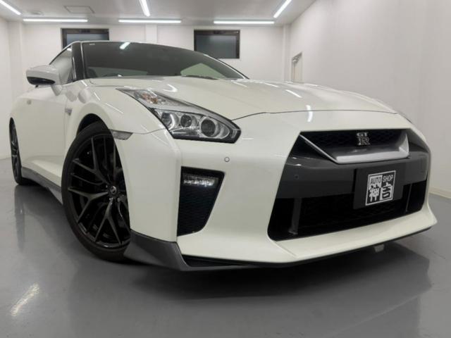 ＧＴ－Ｒ ブラックエディション　後期モデル　ＭＹ１７　ＲＥＣＡＲＯ　レカロ　ＢＯＳＥ　ＥＴＣ　フルセグ　２０インチ　バックカメラ（4枚目）