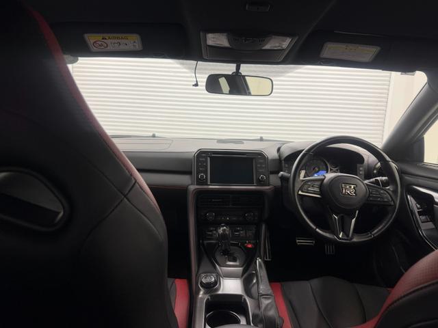 ＧＴ－Ｒ ブラックエディション　後期モデル　ＭＹ１７　ＲＥＣＡＲＯ　レカロ　ＢＯＳＥ　ＥＴＣ　フルセグ　２０インチ　バックカメラ（12枚目）