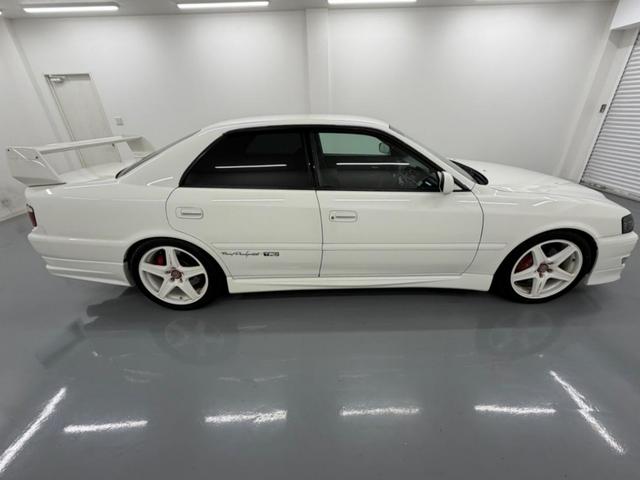 チェイサー ツアラーＶ　５速載替公認　ＴＲＤエアロ　ホイール　ＨＫＳ　　ＧＴ２８３５タービン　ＥＶＣ　ＩＲ　　エアクリ　オイルクーラー　純正置換インタークーラー　ハイパーＭＡＸ車高調　マフラー　ＣＰＵ　　パンテーラ（10枚目）