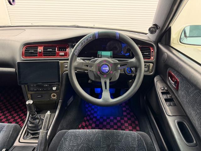 チェイサー ツアラーＶ　５速載替公認　ＴＲＤエアロ　ホイール　ＨＫＳ　　ＧＴ２８３５タービン　ＥＶＣ　ＩＲ　　エアクリ　オイルクーラー　純正置換インタークーラー　ハイパーＭＡＸ車高調　マフラー　ＣＰＵ　　パンテーラ（16枚目）