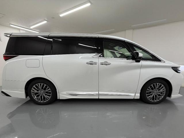 ヴェルファイアPHEV エグゼクティブラウンジ モデリスタ フルエアロ ワンオーナー ブラウン内装(5枚目)