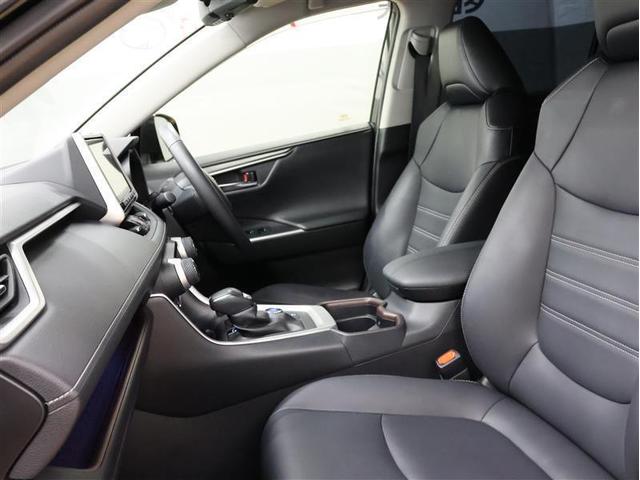 ＲＡＶ４ ハイブリッドＧ　４ＷＤ　フルセグ　メモリーナビ　ＤＶＤ再生　バックカメラ　衝突被害軽減システム　ＥＴＣ　ＬＥＤヘッドランプ　パワーバックドア　シートヒーター　ステアリングヒーター　ブラインドスポットモニター（17枚目）
