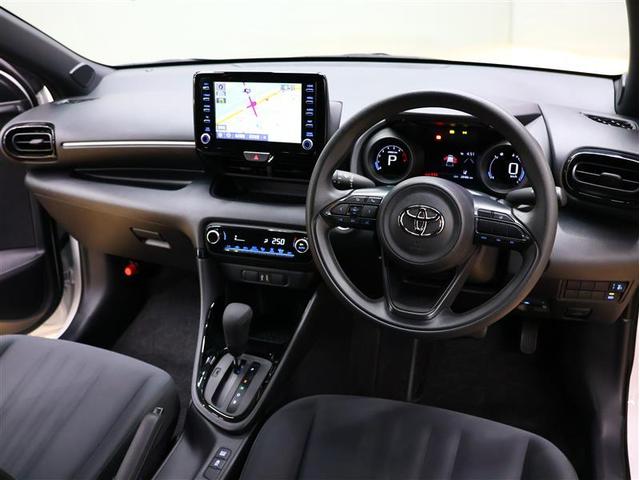 ヤリス Ｇ　メモリーナビ　バックカメラ　衝突被害軽減システム　ＥＴＣ　ドラレコ（4枚目）