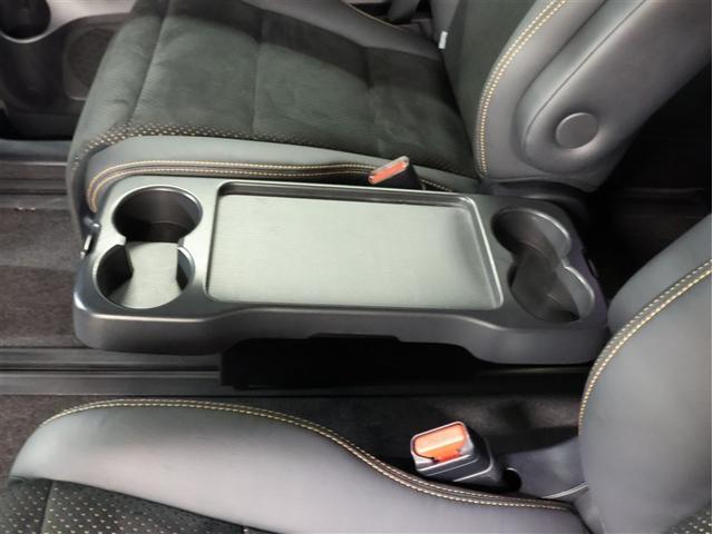 アルファード 2.5S タイプゴールド フルセグ バックカメラ 衝突被害軽減システム ETC 両側電動スライド LEDヘッドランプ 乗車定員7人 3列シート 車線逸脱装置 オートマチックハイビーム(17枚目)