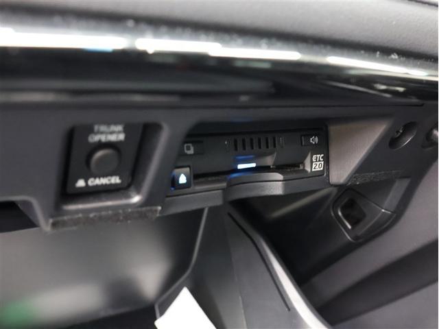 クラウンハイブリッド G-エグゼクティブ 革シート フルセグ メモリーナビ DVD再生 バックカメラ 衝突被害軽減システム ETC LEDヘッドランプ 車線逸脱装置 オートマチックハイビーム ステアリングヒーター(14枚目)