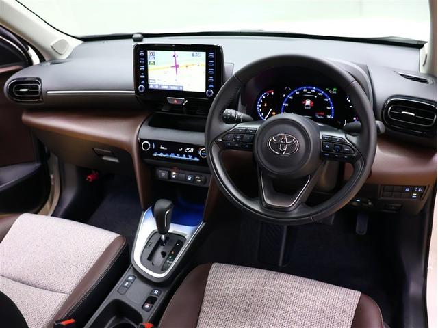 ヤリスクロス Ｚ　メモリーナビ　バックカメラ　衝突被害軽減システム　ＥＴＣ　ＬＥＤヘッドランプ　車線逸脱装置　オートマチックハイビーム　レーダークルーズ　パノラミックビューモニター（5枚目）