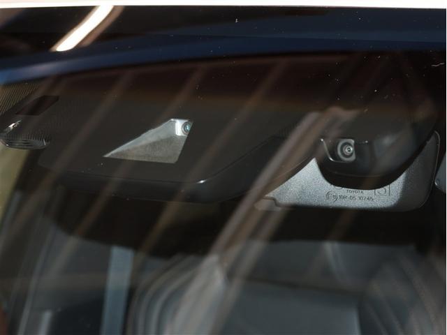 ハリアー Ｚ　レザーパッケージ　革シート　フルセグ　メモリーナビ　バックカメラ　衝突被害軽減システム　ＥＴＣ　ＬＥＤヘッドランプ　車線逸脱装置　オートマチックハイビーム　パワーバックドア（6枚目）