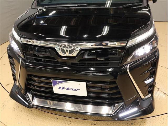 ヴォクシー ZS 煌III 4WD フルセグ メモリーナビ DVD再生 後席モニター バックカメラ 衝突被害軽減システム ETC 両側電動スライド LEDヘッドランプ 乗車定員7人 3列シート フルエアロ アイドリングストップ(11枚目)