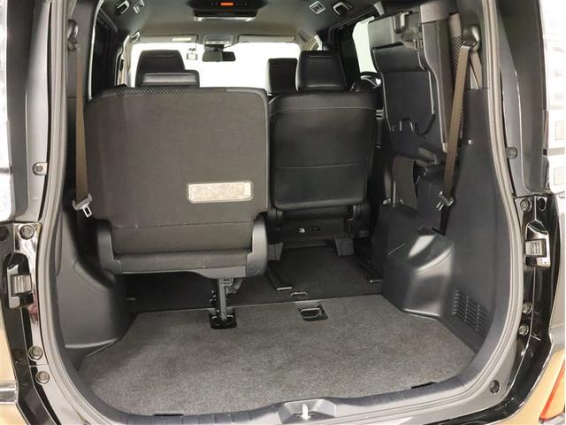 ヴォクシー ZS 煌III 4WD フルセグ メモリーナビ DVD再生 後席モニター バックカメラ 衝突被害軽減システム ETC 両側電動スライド LEDヘッドランプ 乗車定員7人 3列シート フルエアロ アイドリングストップ(25枚目)