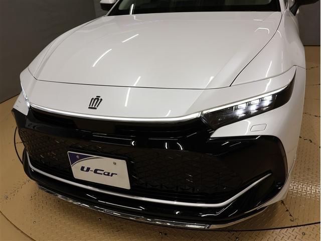 クラウンクロスオーバー Ｇアドバンスド　革シート　４ＷＤ　フルセグ　バックカメラ　衝突被害軽減システム　ＥＴＣ　ドラレコ　ＬＥＤヘッドランプ　フルエアロ（16枚目）