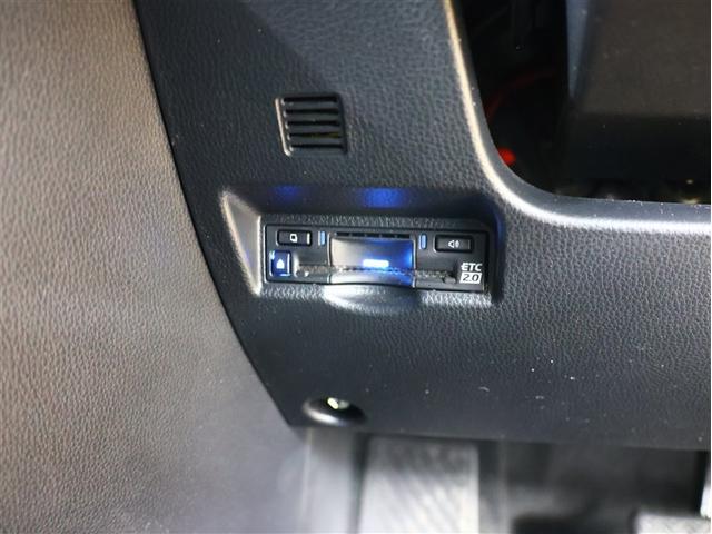 ノア ハイブリッドＳ－Ｚ　フルセグ　メモリーナビ　ＤＶＤ再生　バックカメラ　衝突被害軽減システム　ＥＴＣ　両側電動スライド　ＬＥＤヘッドランプ　乗車定員７人　３列シート（11枚目）