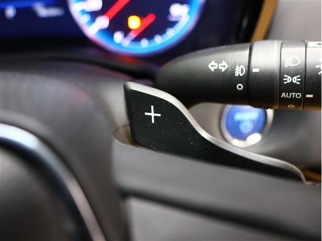 クラウンハイブリッド ＲＳアドバンス　革シート　フルセグ　メモリーナビ　ＤＶＤ再生　バックカメラ　衝突被害軽減システム　ＥＴＣ　ＬＥＤヘッドランプ（30枚目）