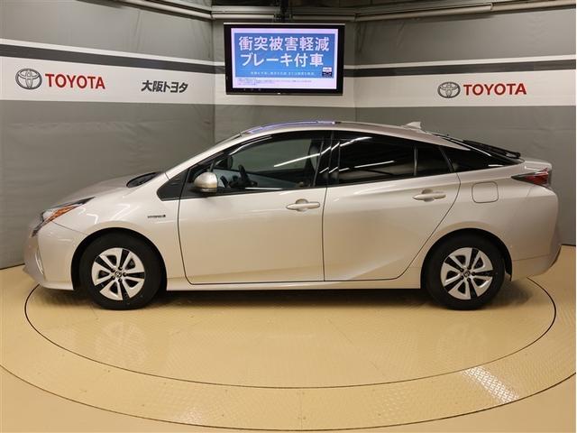 プリウス Ａプレミアム　革シート　サンルーフ　フルセグ　メモリーナビ　ＤＶＤ再生　バックカメラ　衝突被害軽減システム　ＥＴＣ　ＬＥＤヘッドランプ（4枚目）