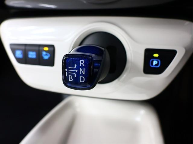 プリウス Ａプレミアム　革シート　サンルーフ　フルセグ　メモリーナビ　ＤＶＤ再生　バックカメラ　衝突被害軽減システム　ＥＴＣ　ＬＥＤヘッドランプ（22枚目）