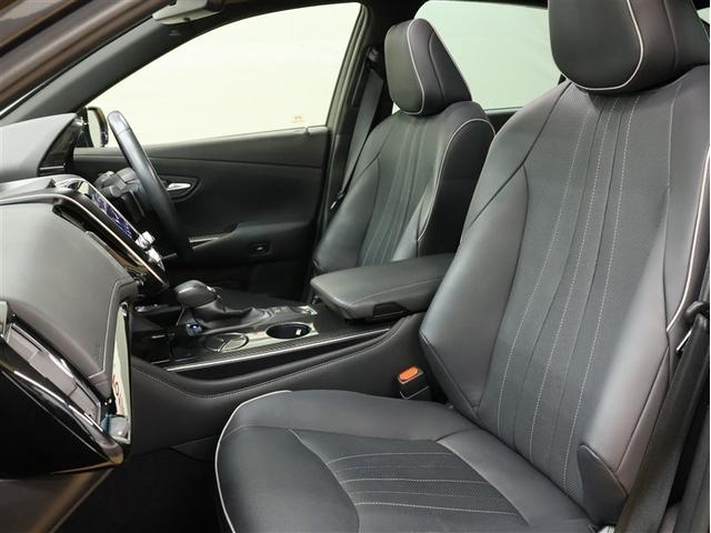 クラウンハイブリッド ＲＳアドバンス　革シート　サンルーフ　フルセグ　メモリーナビ　ＤＶＤ再生　バックカメラ　衝突被害軽減システム　ＥＴＣ　ＬＥＤヘッドランプ（18枚目）