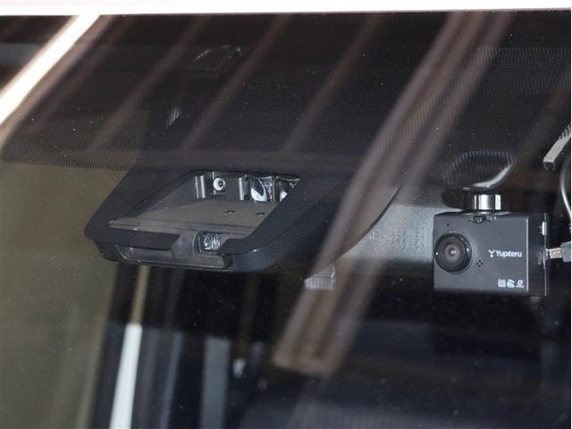 ヴォクシー ＺＳ　煌　フルセグ　メモリーナビ　ＤＶＤ再生　後席モニター　バックカメラ　衝突被害軽減システム　ＥＴＣ　両側電動スライド　ＬＥＤヘッドランプ　ウオークスルー　乗車定員７人　３列シート　アイドリングストップ（7枚目）