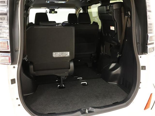 ヴォクシー ＺＳ　煌　フルセグ　メモリーナビ　ＤＶＤ再生　後席モニター　バックカメラ　衝突被害軽減システム　ＥＴＣ　両側電動スライド　ＬＥＤヘッドランプ　ウオークスルー　乗車定員７人　３列シート　アイドリングストップ（24枚目）