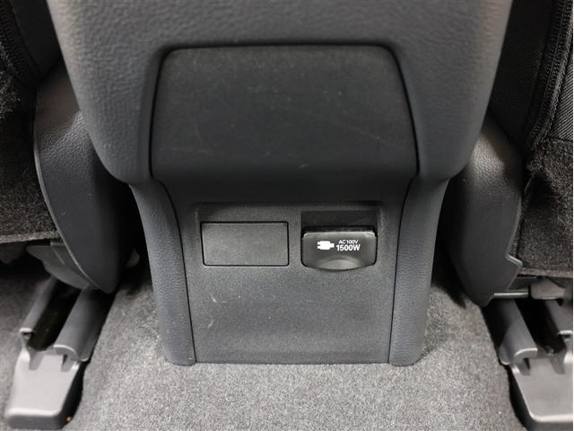 プリウス Ｇ　フルセグ　バックカメラ　衝突被害軽減システム　ＥＴＣ　ＬＥＤヘッドランプ　シートヒーター　ブラインドスポットモニター（18枚目）